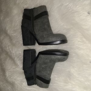 Ash Size 37 Gray Distressed Leather Bootie